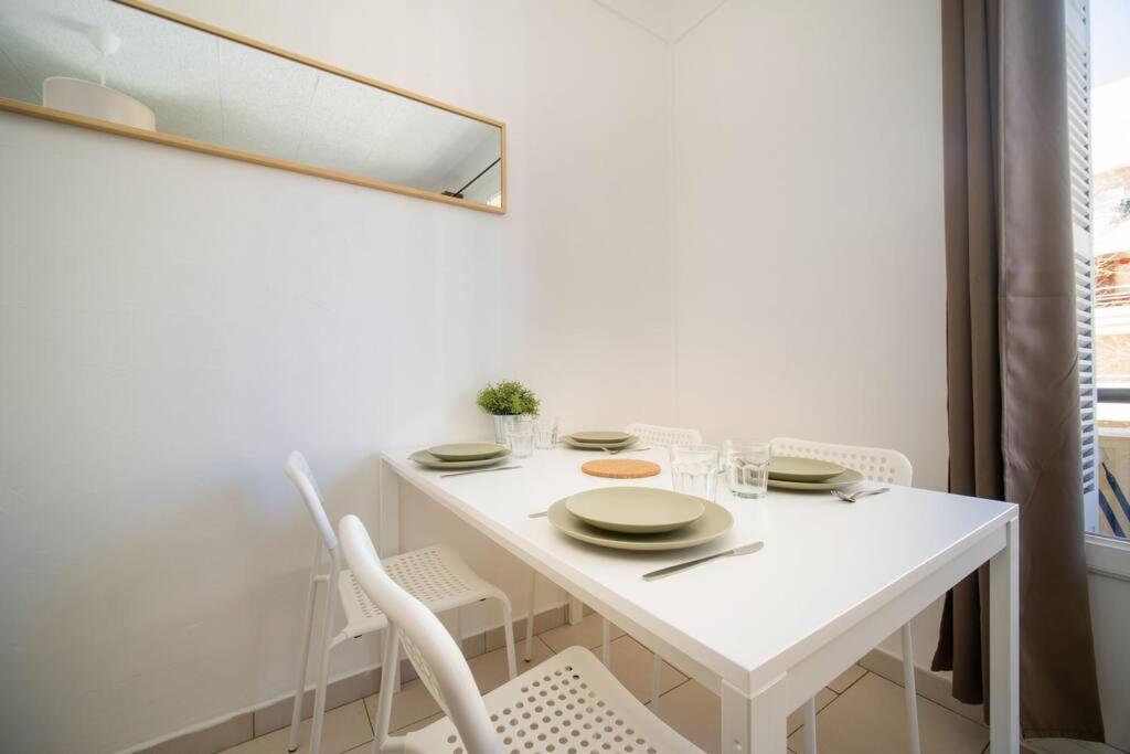 Appartement Tout Equipe Balcon 4 Pers St Charles Marsilia Exterior foto