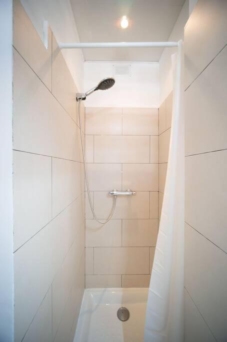 Appartement Tout Equipe Balcon 4 Pers St Charles Marsilia Exterior foto
